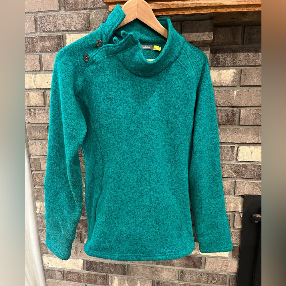Cabelas Women’s Sweater